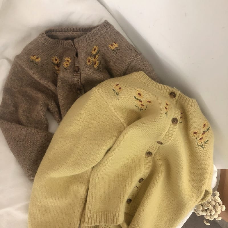 Girls Flower Embroidery Knitted Sweater Jacket 2023 Spring Autumn New Children's Korean Casual Single-Breasted Cardigans
