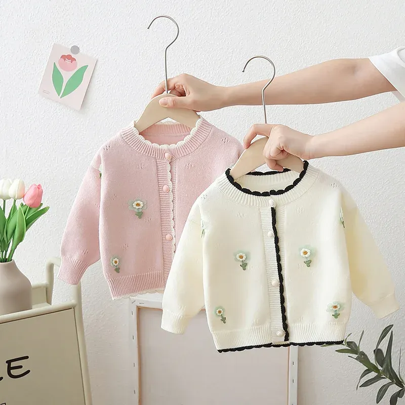 Early Autumn Children Girl's Cloth Appliques Cozy Knitted Cardigan Sweater for Kids Girl Knit Jacket Spiral Cuff Sweater GY07111