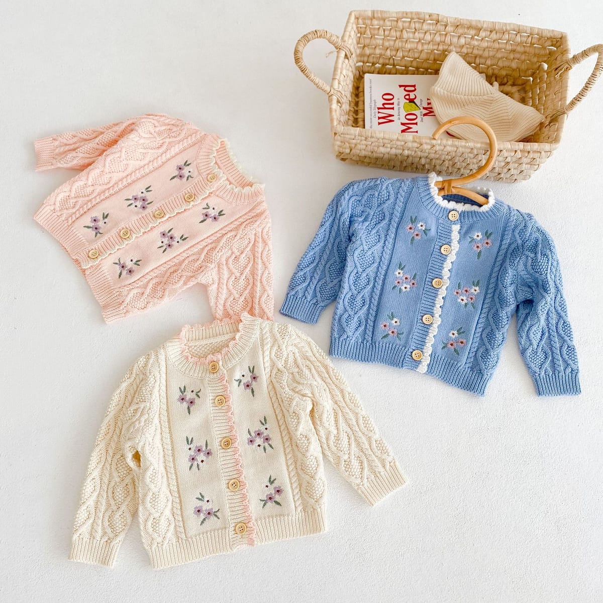 Korean Style Baby Girls Cardigan Cute Embroidery Flower Infant Sweater Cotton kids Knitted Jacket QZ150