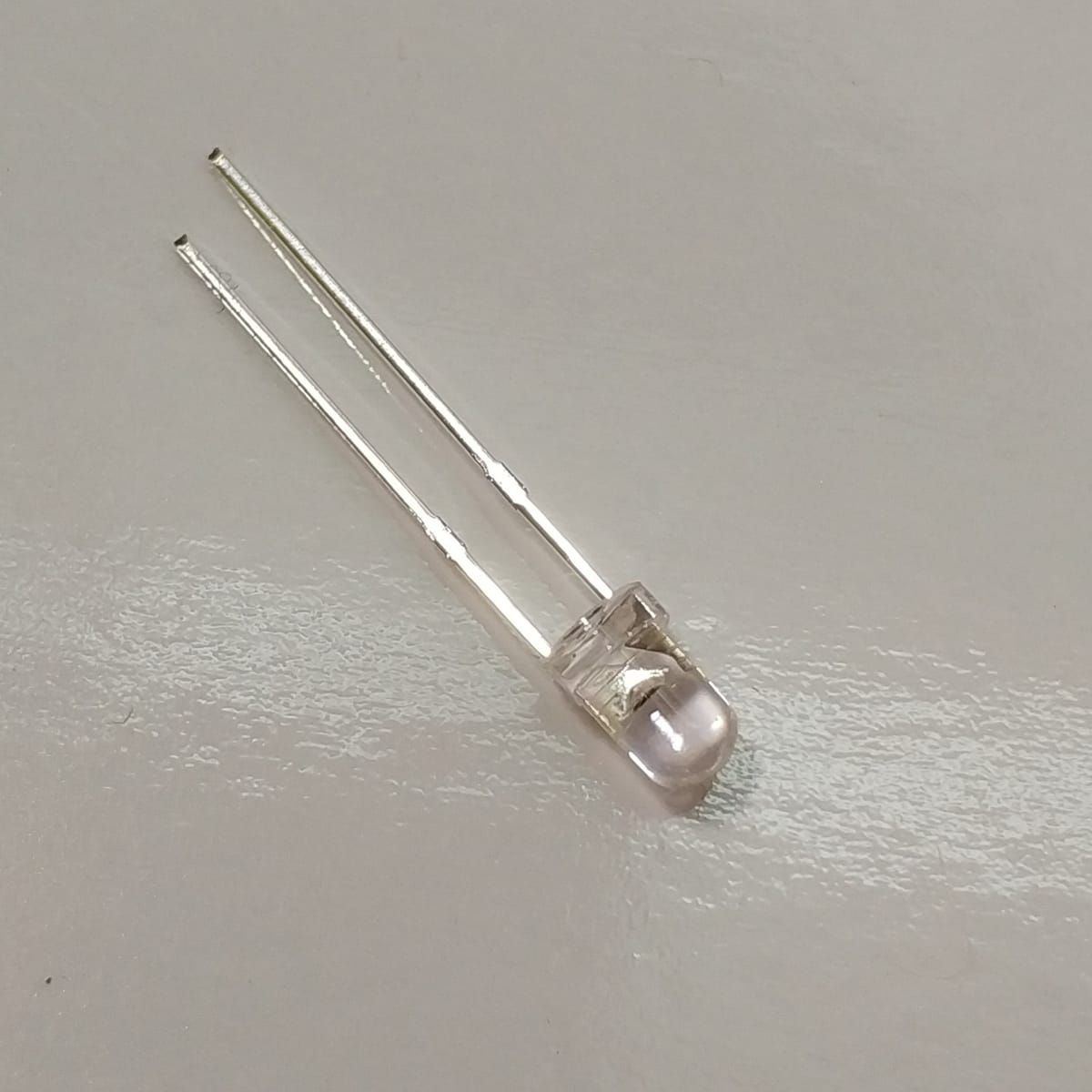 3mm white hair blue highlight short foot LED light emitting diode F3 transparent blue lamp beads factory direct sales