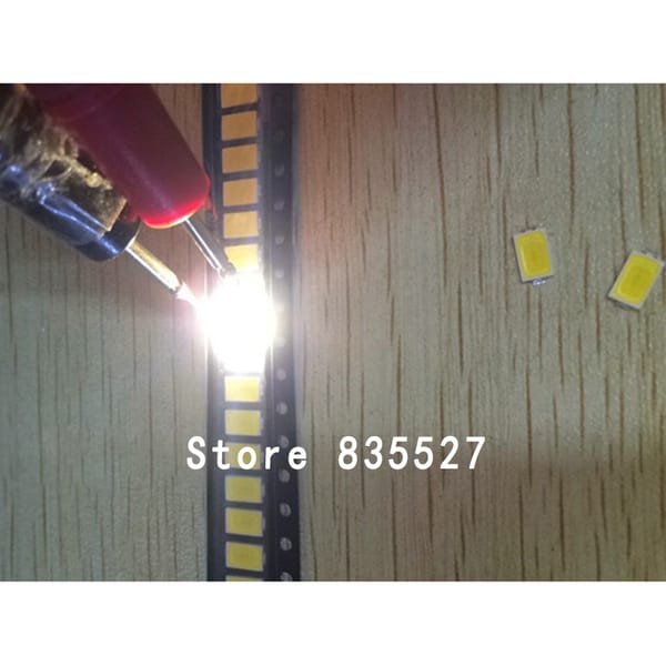 100pcs LED 5730 5630 SMD lamp beads 0.5W 55-60LM copper brackets nature white / pure white / warm white light-emitting diode