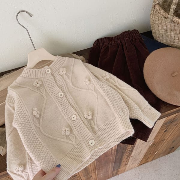Girl Sweater Spring Autumn 2024 New Cardigan Solid Retro Flower Loose Coat Casual Simple Fashion Loose Sweet Active Cute Soft