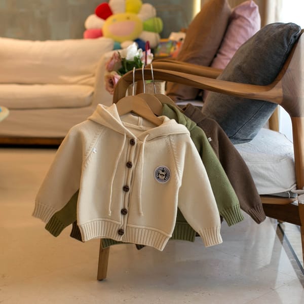 Cute Bear Fine Knit Children Boys Girls Sweaters Hoodie Knit Cardigan Loose Style Girl Hooded Little Kids Knitwear Coats HY07071
