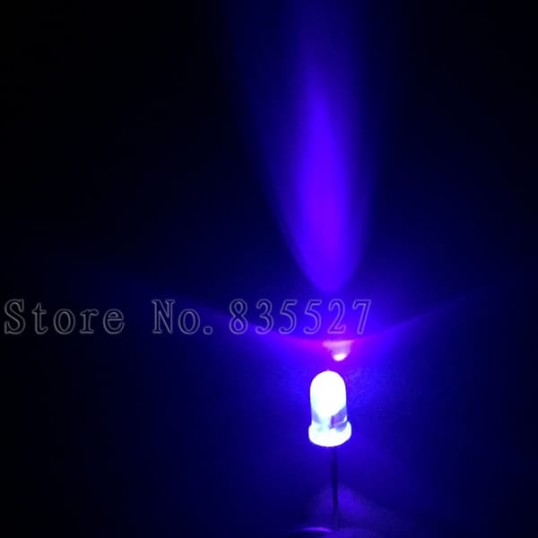 1000pcs/lot 6-7LM UV purple 5mm round head LED lamp beads super bright  LED Light-emitting diodes (leds)
